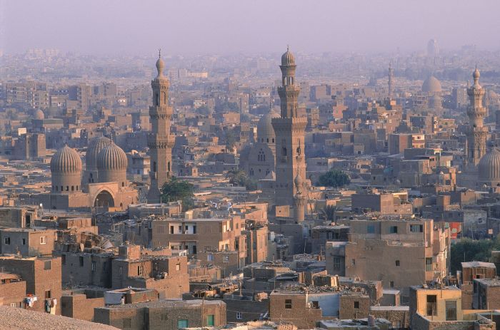 Egypt plans desert city supplied with diverted nile water