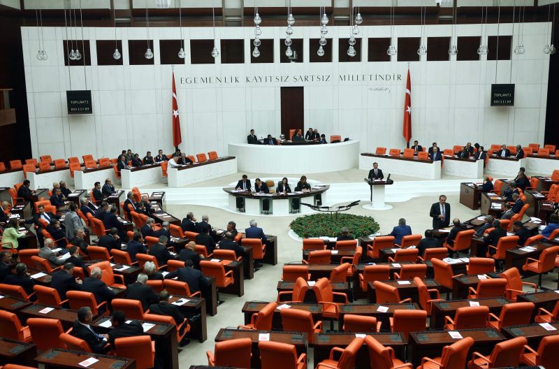 Turkish authorities order detention dozens opposition officials widening