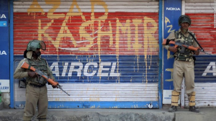 Troops on the Move as India and Pakistan Face Off Over Kashmir - The ... India pakistan ceasefire trump us mediation kashmir conflict strikes