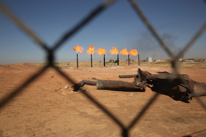 Political paralysis in Iraq hampers economic growth - Al-Monitor ... Foreign energy companies continuing normal operations iraq official says
