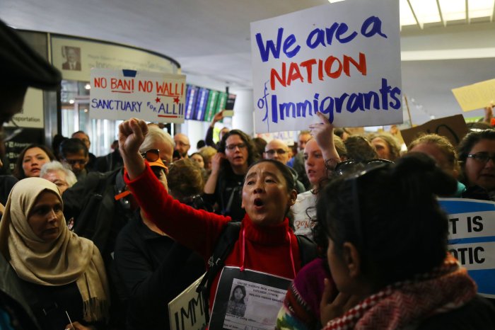 Trump Didn’t ‘Send In the Troops.’ They Were Already There. - The New ... Marines arrive la under trump orders protests spread other cities