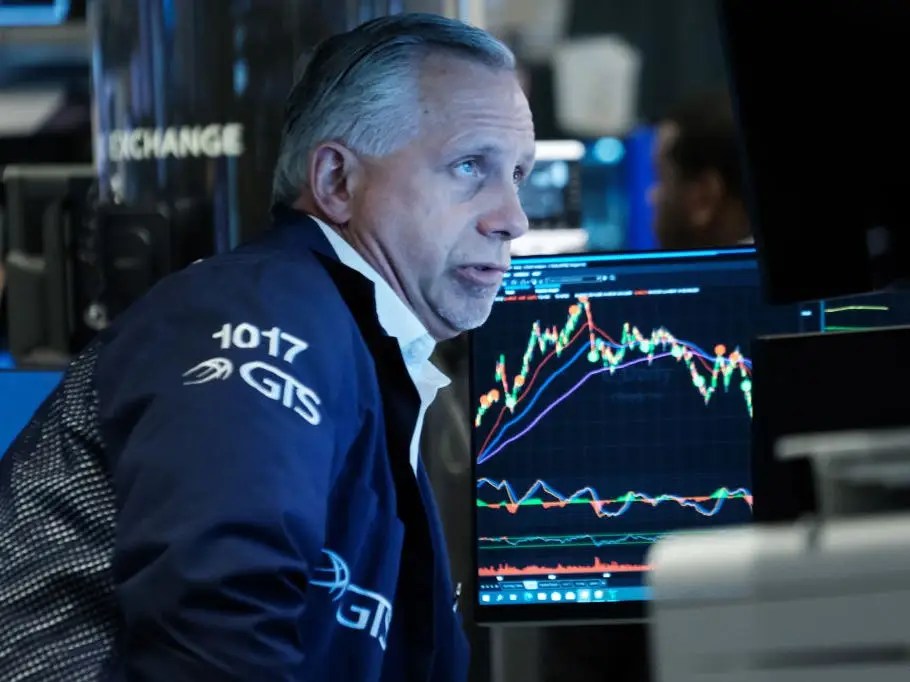 Stmicroelectronics ceo sees signs market upcycle meet q2 targets