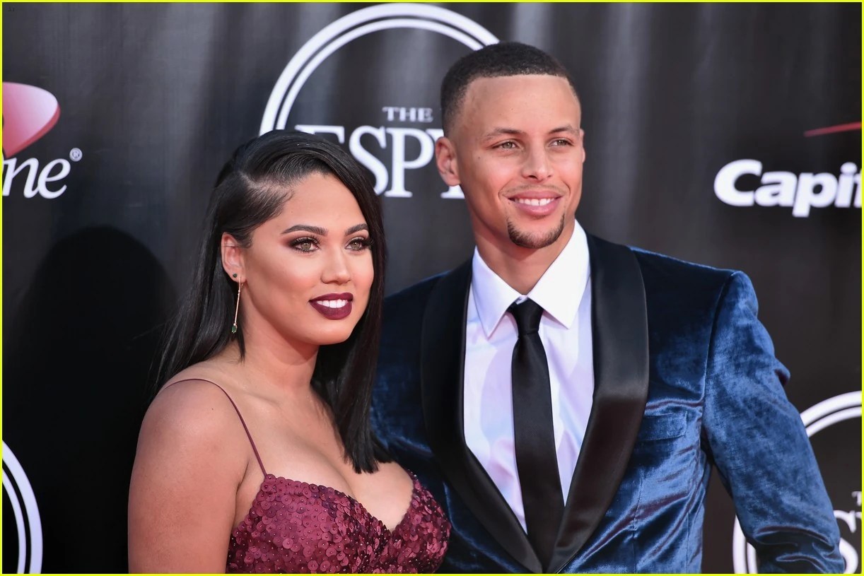 Stephen Curry and Ayesha Curry Respond to Twitter Backlash Stephen curry ayesha curry