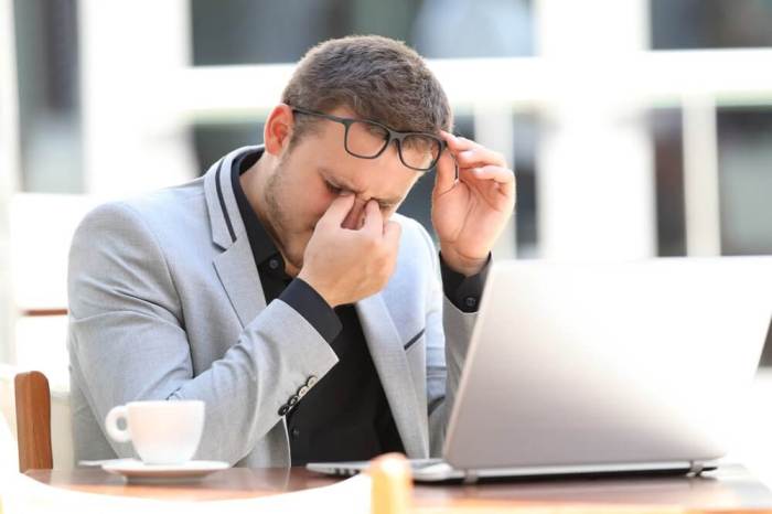 Digital Eye Strain | Invision Optometry Digital eye strain blurry vision