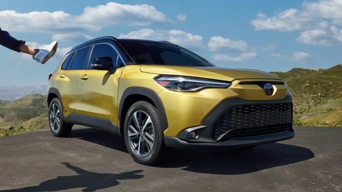 2024 Toyota Highlander Hybrid Toyota industries sinks after parents takeover bid misses expectations