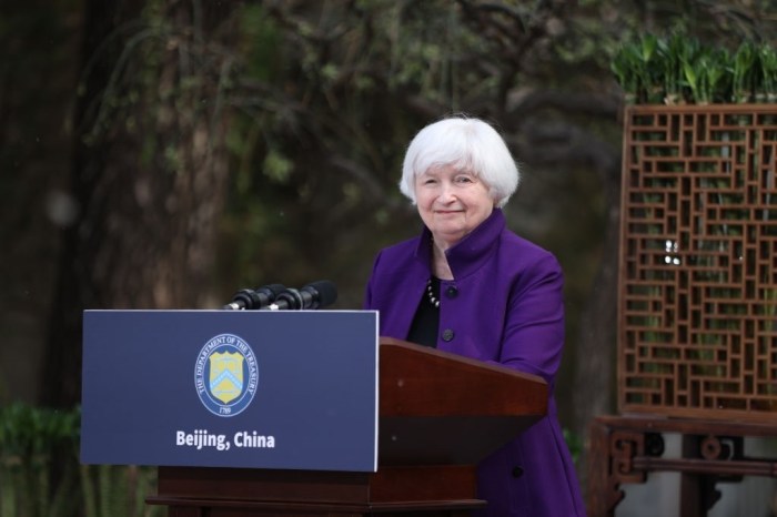 From Trade to Tariffs, Unpacking Janet Yellen's Trip to China - Liberty ... Feds goolsbee says tariffs could boost inflation quickly take longer slow