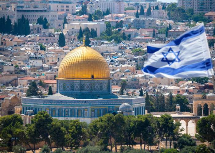 ISRAEL - TravelsFinders.Com Israeli military says two projectiles crossed syria towards israel
