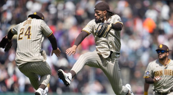 Webb K's 8, hits homer as Giants clinch NL West title | 10/03/2021 ... Padres get small ball run 10th edge giants 1 0