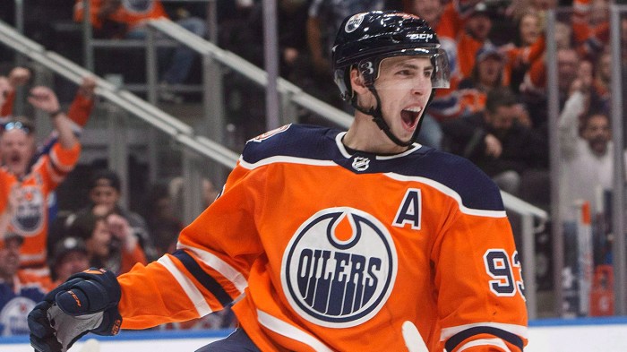 Oilers’ Ryan Nugent-Hopkins sidelined 6-8 weeks with hand injury - The ... Oilers ryan nugent hopkins undisclosed injury game time call game 3