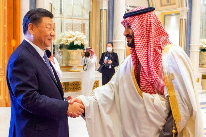 Seven Issues to Decide Success of U.S.-China Trade Talks - Caixin Global Major gulf markets gain progress us china trade talks