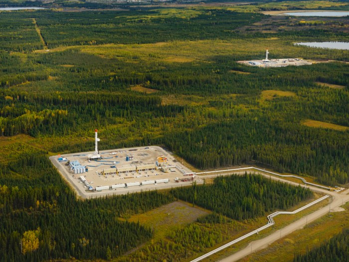 Aerial photo of Cenovus Christina Lake project near Conklin in the ... Canadas cenovus energy restarts production christina lake oil sands