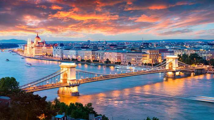 HD wallpaper: hungary, budapest, architecture, bridge, city, city trip ... Hungarys government privatise majority its stake defence industry