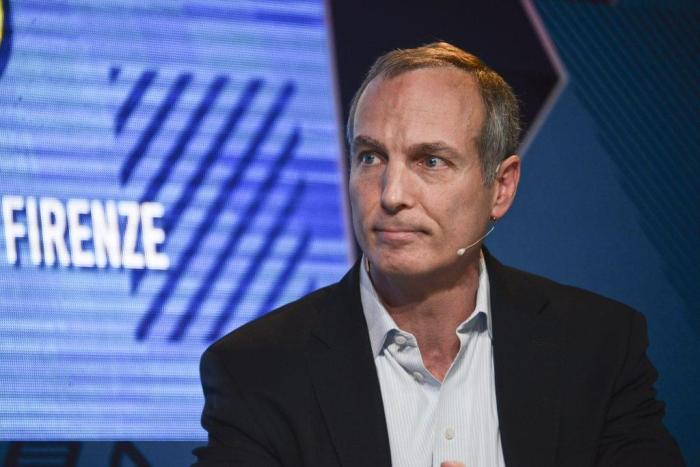 booking.com Glenn Fogel CEO, FinTech serves 4 type of customers, FinTech Booking ceo glenn fogel interview