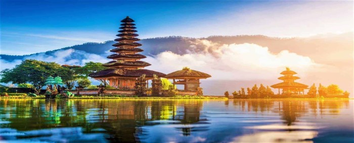 Indonesia - Go Southeast Asia Indonesia wealth fund considers stake grab goto deal bloomberg news reports