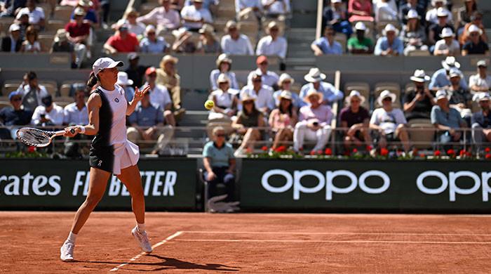 Swiatek continues dominant run at French Open Swiatek thankful dominant french open run after rare defeat