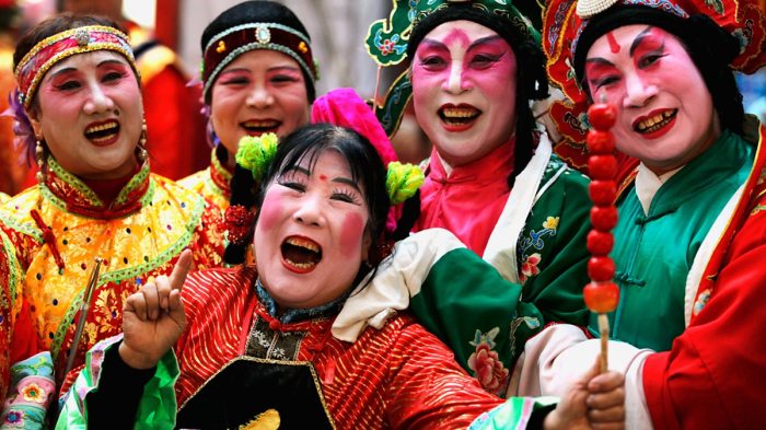 Simplified vs. Traditional Chinese, and the Spoken Dialects – Life ... Chinese state media calls crackdown zero mileage used cars