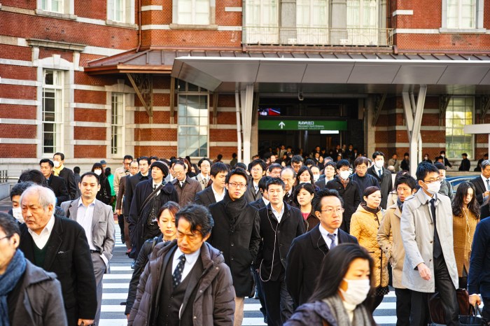 Japan's labor problems | Ichiro Nakayama Japans labour crunch forces rethink traditional homemakers