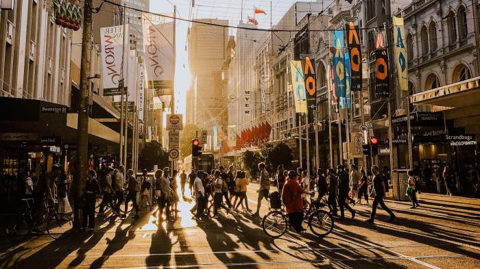 Heat Waves: A Climate Justice and Public Health Issue Local public health efforts extreme heat