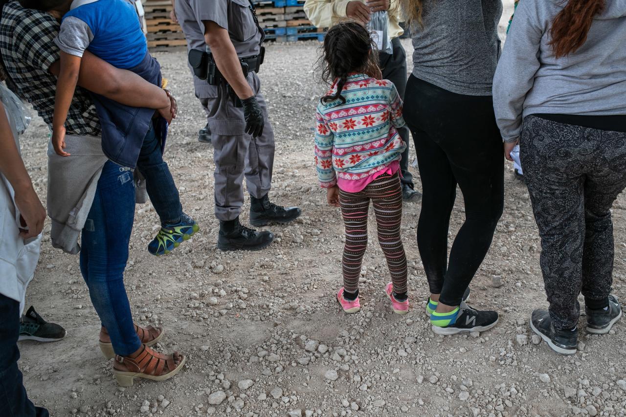 Trump’s ICE deportation raids will reportedly start this weekend - Vox Trump deportation ice el salvador