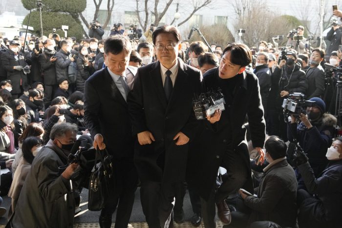 Who is Lee Jae-myung, South Korea’s Opposition Leader? - The New York Times South koreas liberal new president lee jae myung vows economic revival judgement
