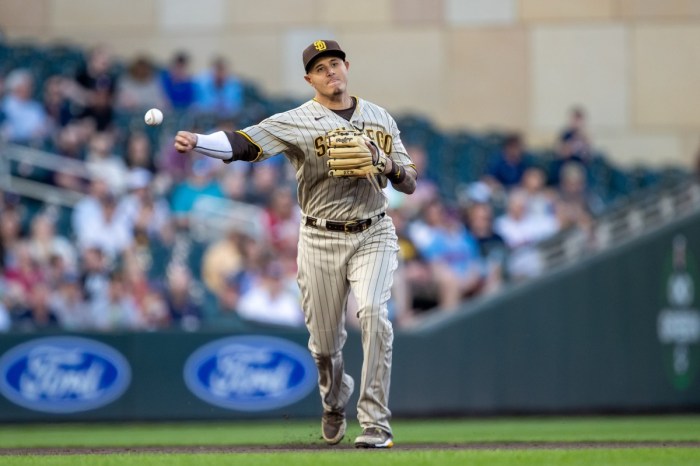Los Angeles Dodgers: Best fits outside of LA for Manny Machado Manny machado drives five padres pound dodgers