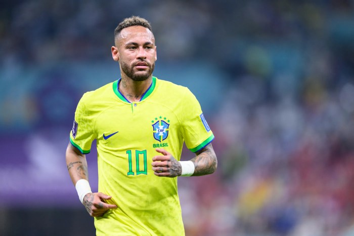 Neymar Jr's net worth: Football salary and his most expensive possessions Hand neymar earns brazilian red card potential santos send off