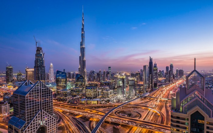 Dubais stock index snaps five day winning streak fitch flags property woes