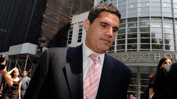 Trump administration halts scheduling new student visa appointments