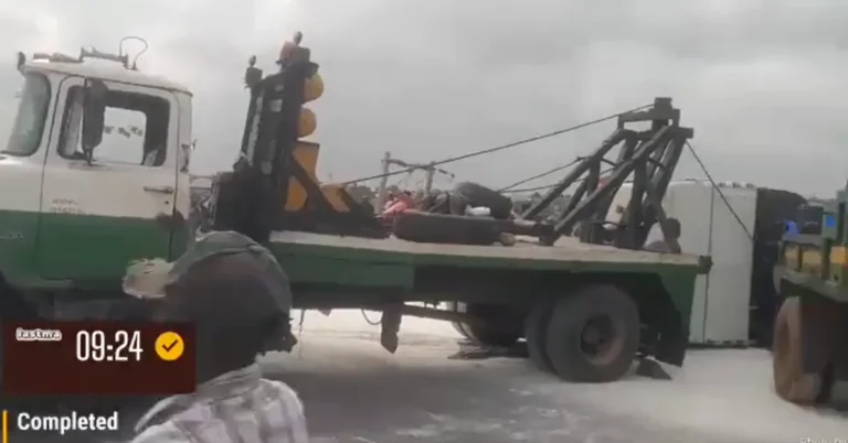 Accident Causes Significant Traffic Gridlock on Lagos-Ibadan Expressway During Emergency Operations