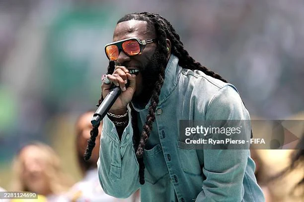 Burna Boy Achieves Historic Number One on Apple Music Global Top 100 with Shakira Collaboration "Dai Dai"
