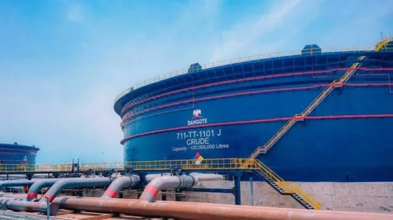 Dangote Petroleum Refinery Secures $2.5 Billion Private Placement Ahead of Major IPO