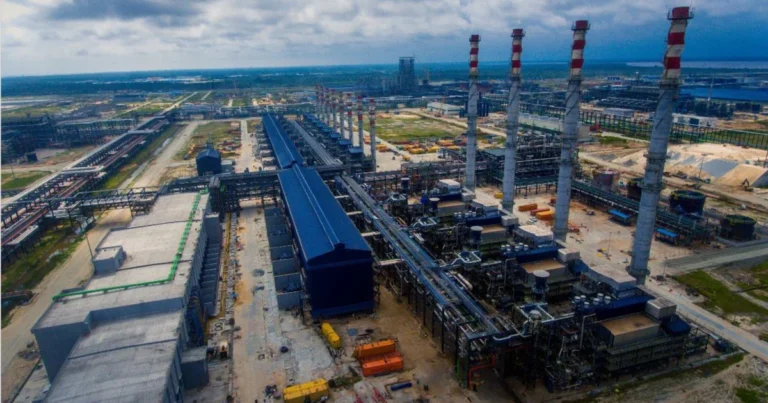 Dangote Refinery Secures $2.5 Billion in Historic Private Equity Placement, Signaling Landmark African Investment