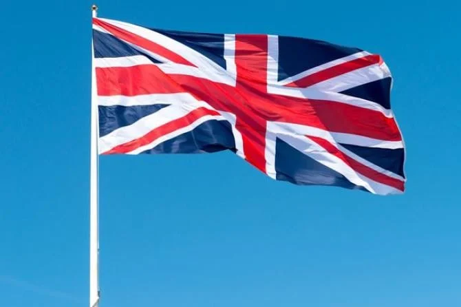 United Kingdom Medically Evacuates Humanitarian Worker from DRC Following Potential Ebola Exposure, Initiating High-Level Monitoring in London