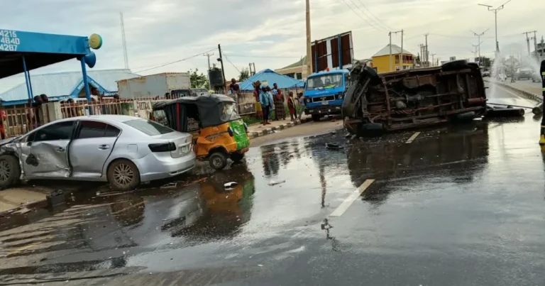 Catastrophic Gas Truck Accident Averted on Ibrahim Taiwo Road as Kwara Fire Service Prevents Major Disaster