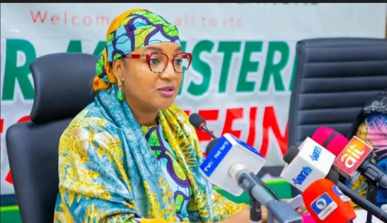 Kwara State government issues urgent warning to patients against mixing prescription drugs with herbal remedies