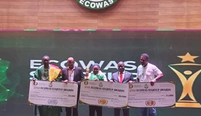 Hubpharm Africa wins ECOWAS Startup Award, bags $30,000